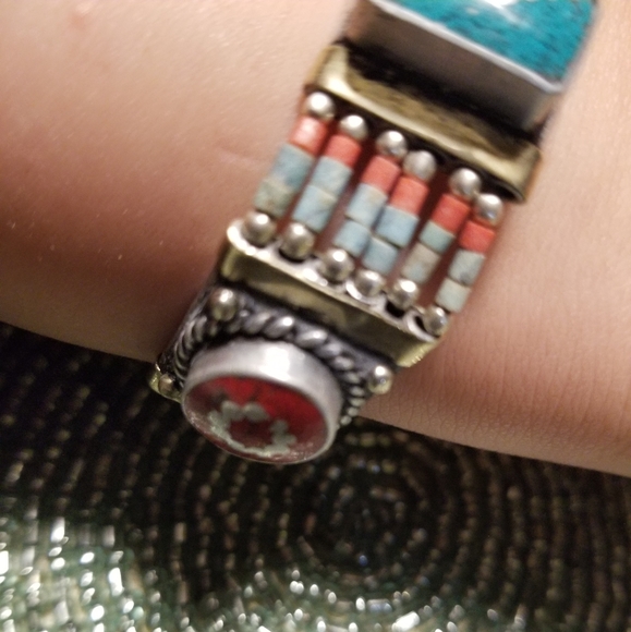 Bracelet - Picture 5 of 6